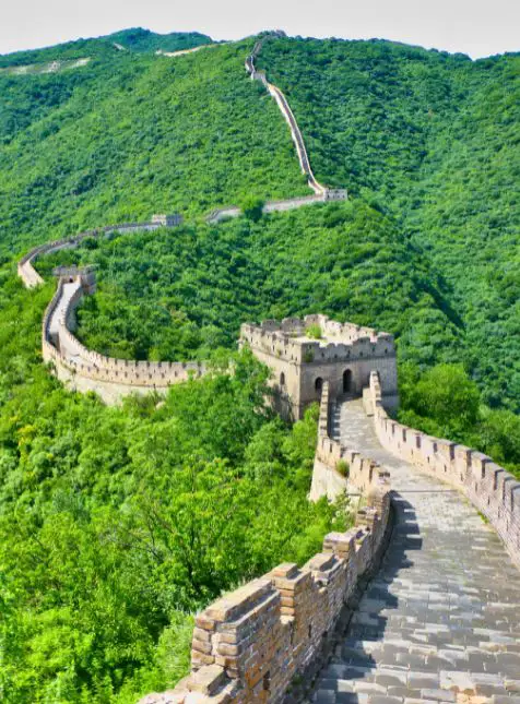 Grande Muraille Chine vue aérienne montagnes - voyage sur mesure en Chine patrimoine