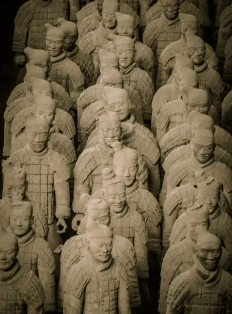 Armée terre cuite Xi'an empereur Qin - voyage sur mesure en Chine archéologie