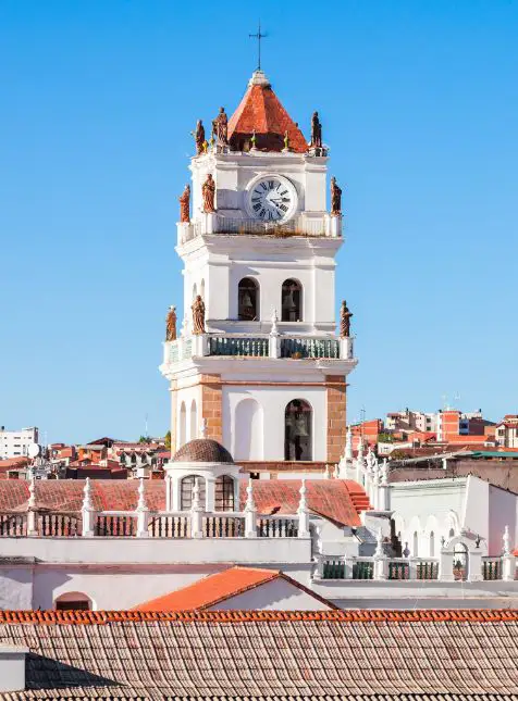 Clocher cathédrale Sucre Bolivie ville blanche architecture coloniale UNESCO voyage sur mesure Bolivie