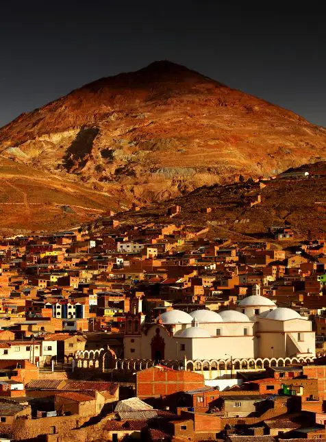 Ville Potosí Bolivie Cerro Rico montagne architecture coloniale coucher soleil voyage sur mesure Bolivie