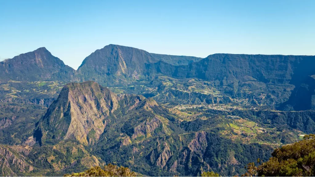 Panorama du cirque de Salazie à La Réunion